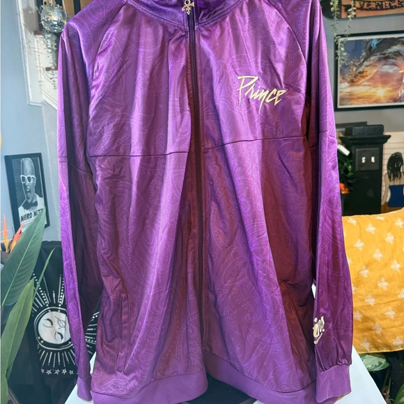 MN Twins Prince Purple Lightweight Jacket Stadium night 06/24 - Picture 1 of 13